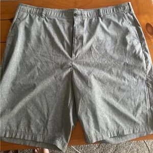 Ben Hogan Golf Shorts Men's Size 46 Performance Active Flex Gray UPF 50 NWT